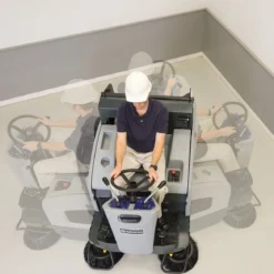 Advance® SW4000™ Rider Sweeper - 49