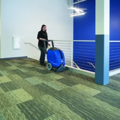 Clarke® EX40™ 16ST Self-Contained Carpet Extractor (9 Gallons) - 16" Head