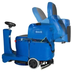 Clarke® RA40™ 20D Rider Floor Scrubber w/ Pad Driver (20" Scrub Deck) - 18.5 Gallons