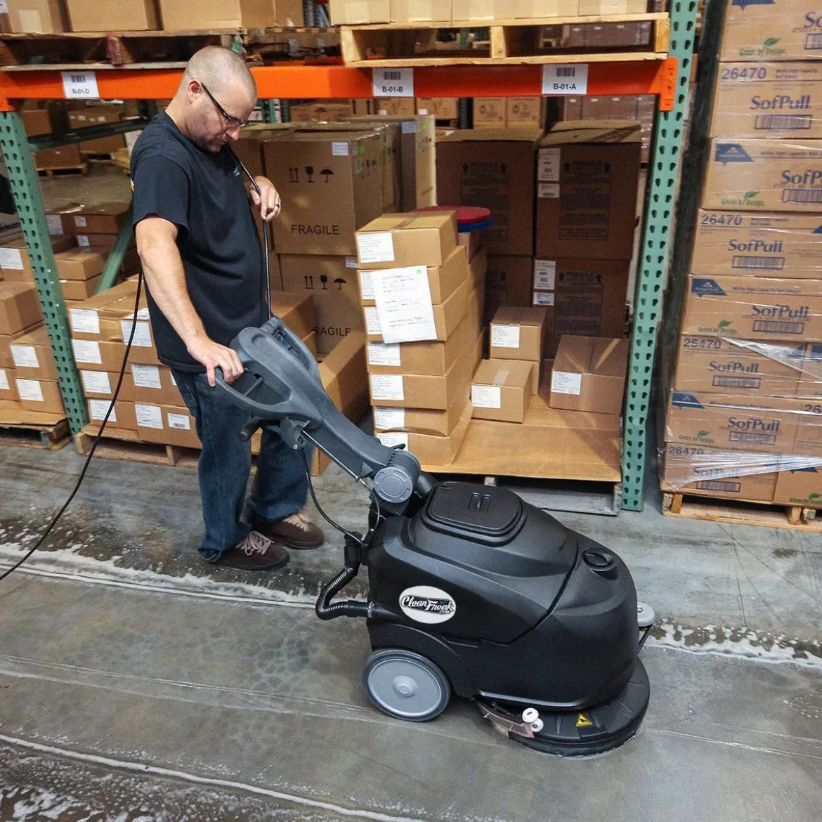 CleanFreak® 18" Reliable 18E Electric Auto Scrubber w/ Nylon Brush - 8 Gallons