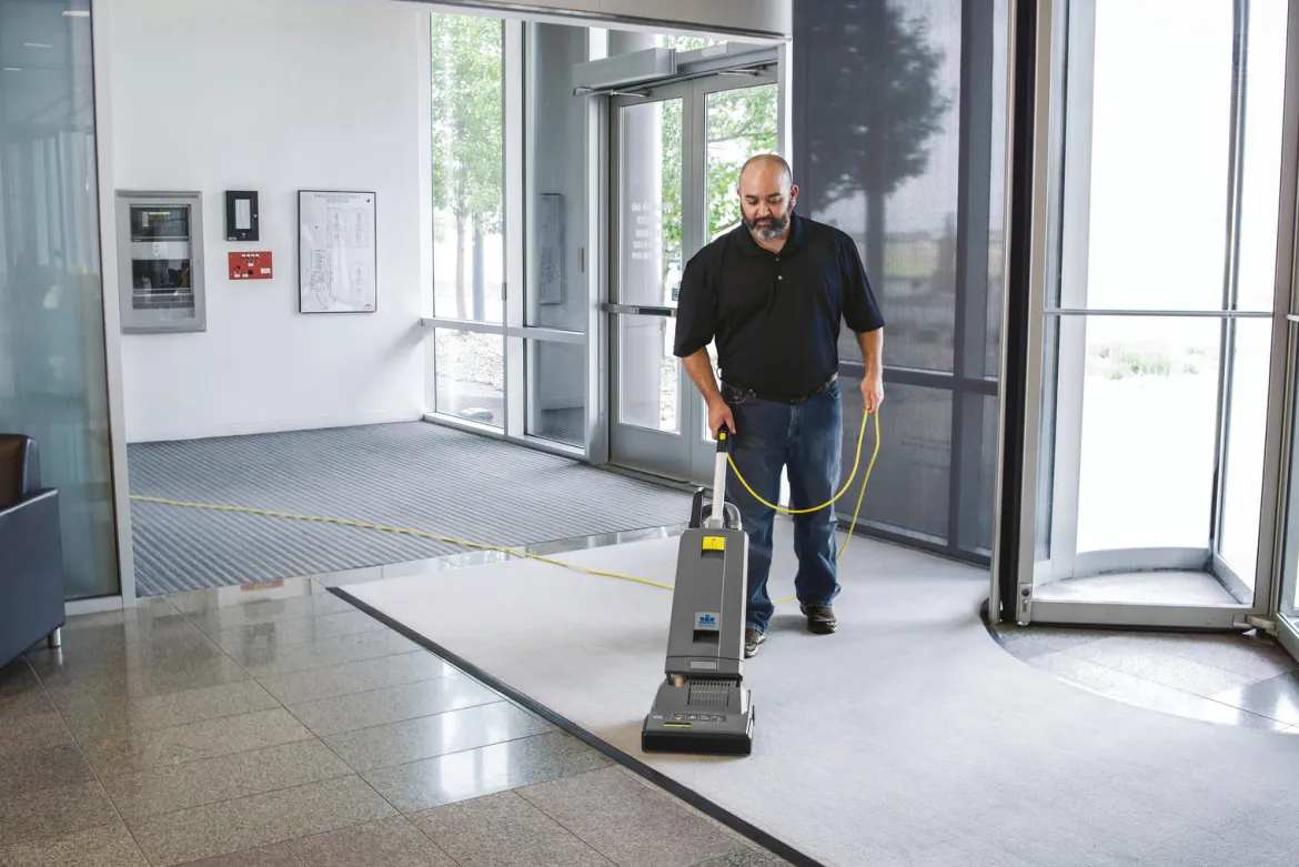 Windsor® Sensor® XP 12 Upright Vacuum